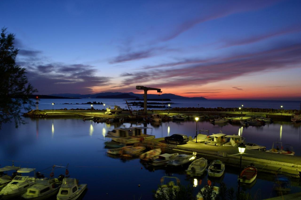 Urban Studios Manos Chania  ภายนอก รูปภาพ